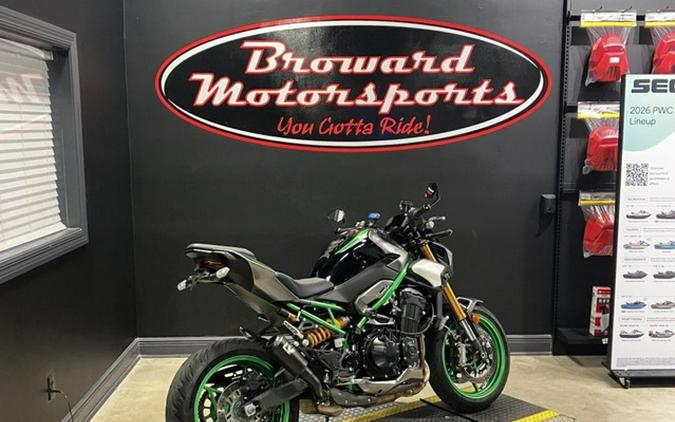 2025 Kawasaki ZR900TSFNL