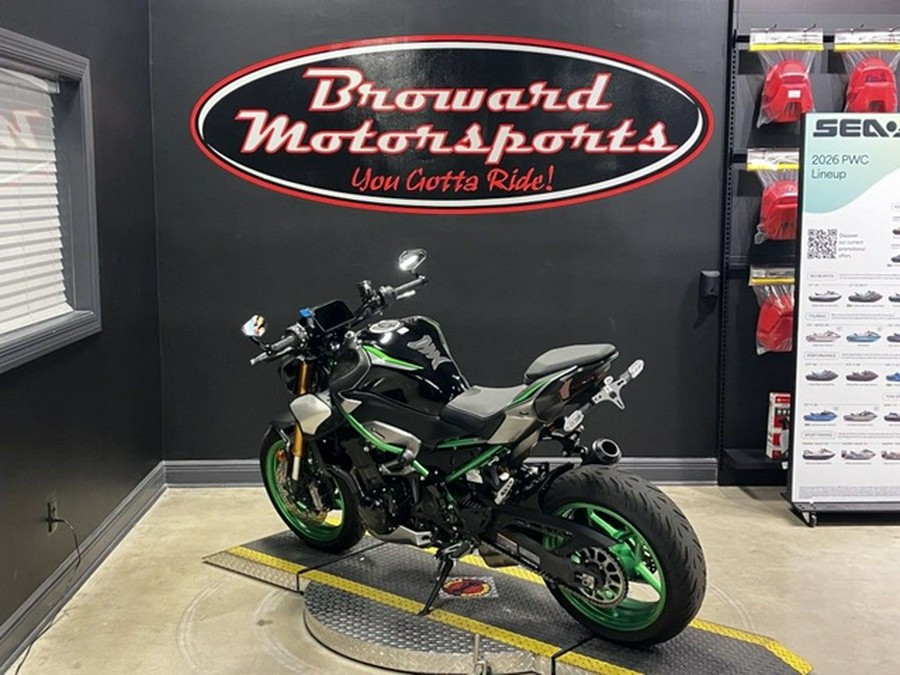 2025 Kawasaki ZR900TSFNL