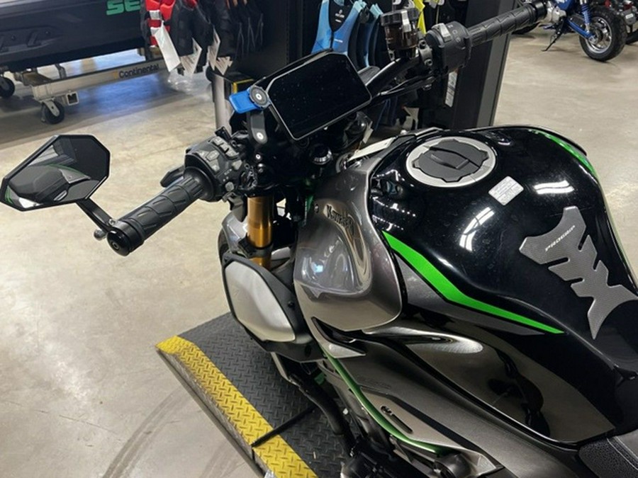 2025 Kawasaki ZR900TSFNL