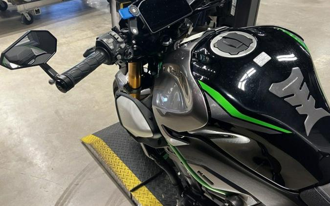 2025 Kawasaki ZR900TSFNL