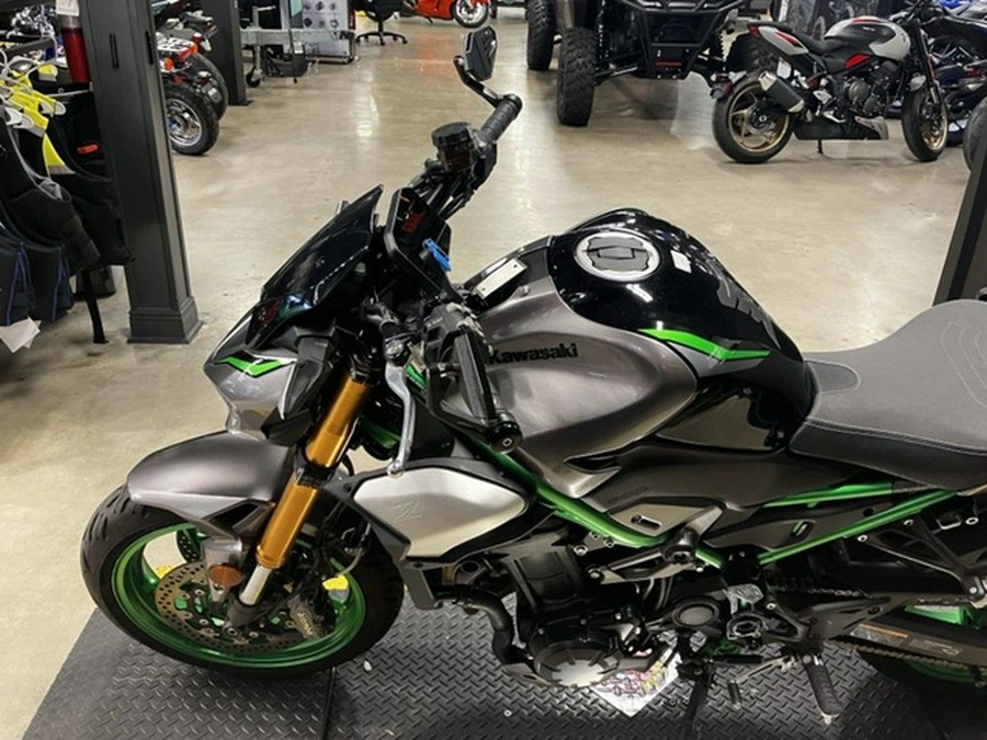 2025 Kawasaki ZR900TSFNL