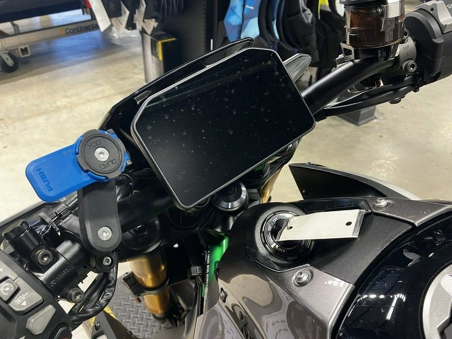 2025 Kawasaki ZR900TSFNL