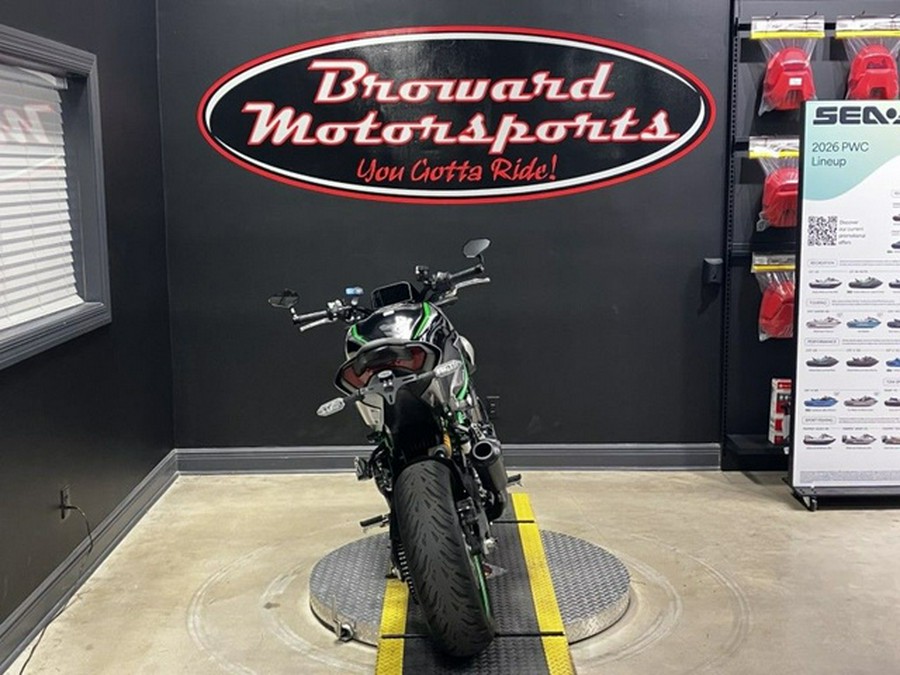 2025 Kawasaki ZR900TSFNL