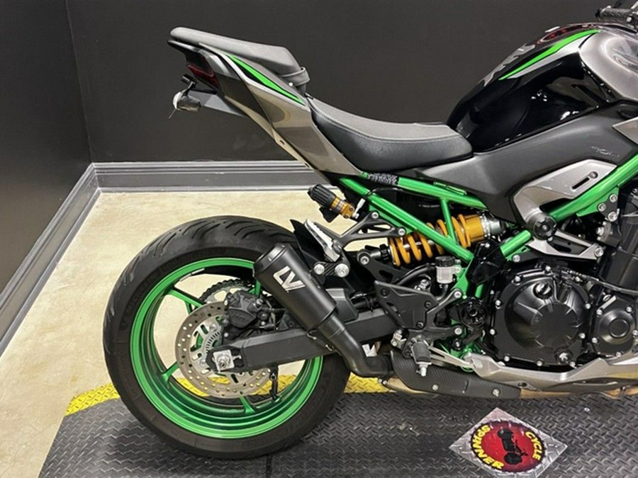 2025 Kawasaki ZR900TSFNL