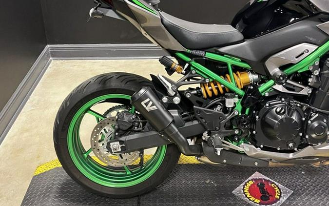 2025 Kawasaki ZR900TSFNL