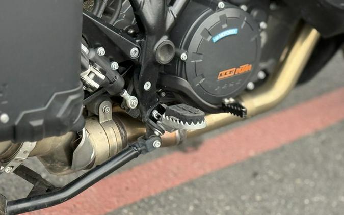 2022 KTM Super Adventure 1290 S