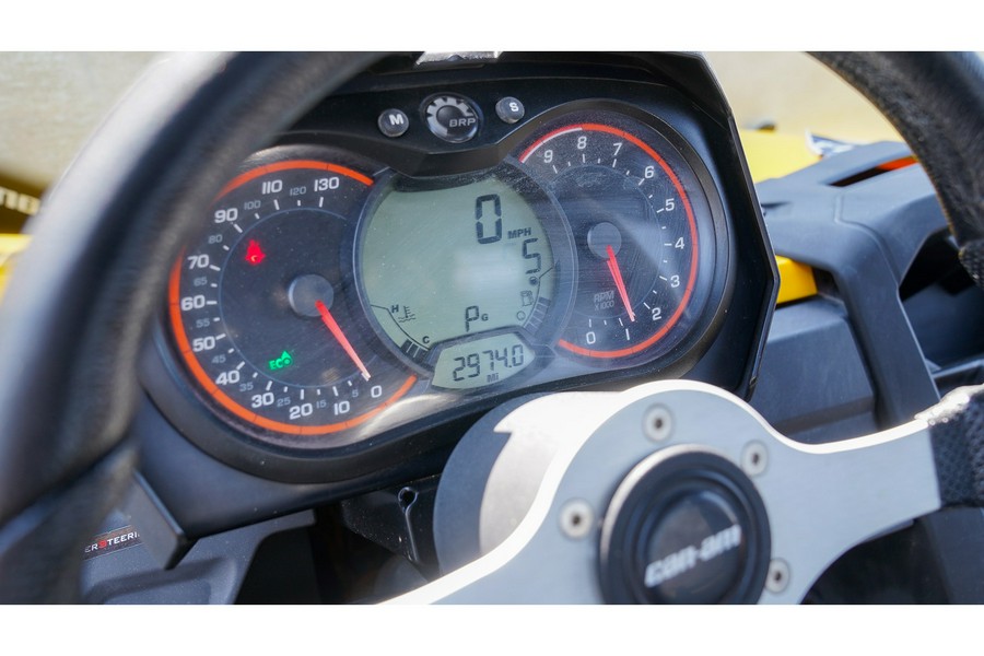 2014 COMMANDER 800R XT - Can-Am