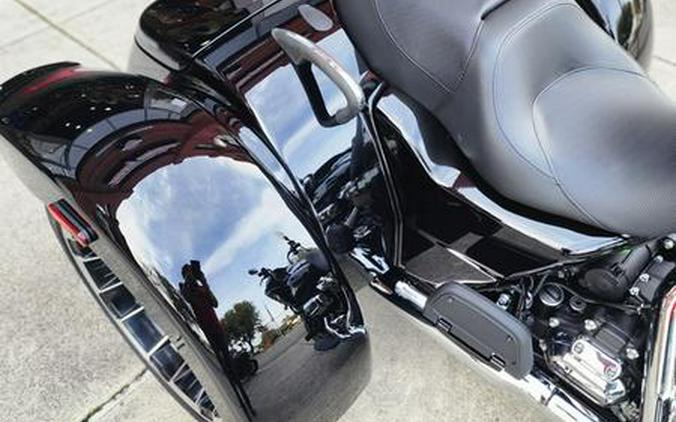 2024 Harley-Davidson® FLTRT - Road Glide® 3