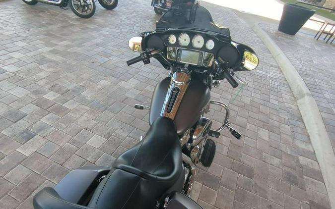 2017 Harley-Davidson® FLHXS - Street Glide® Special