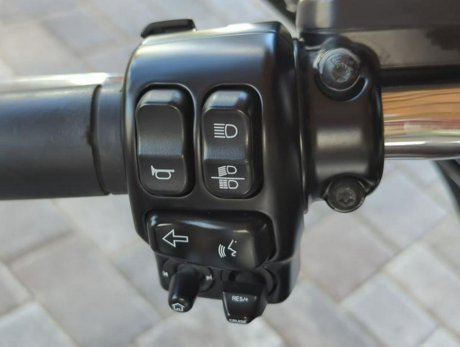 2017 Harley-Davidson® FLHXS - Street Glide® Special