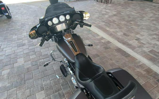 2017 Harley-Davidson® FLHXS - Street Glide® Special