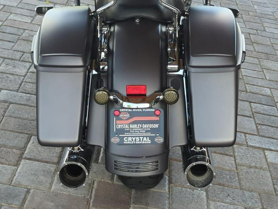 2017 Harley-Davidson® FLHXS - Street Glide® Special