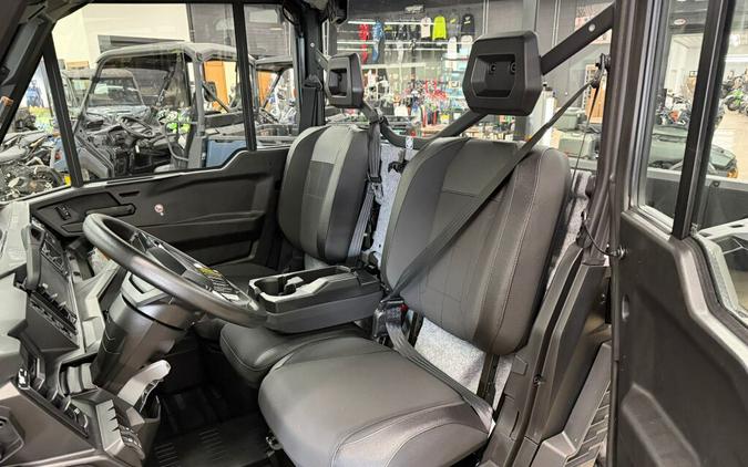 2026 Can-Am Defender XT CAB HD11