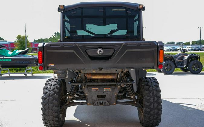2025 Can-Am® Defender Limited HD10 Desert Tan & Stealth Black