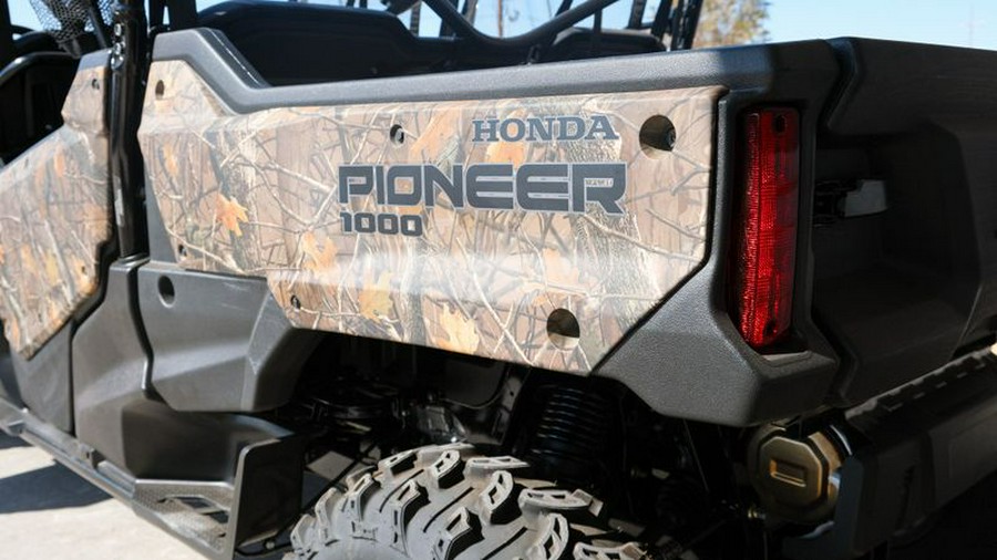 New 2023 HONDA PIONEER 10006 DELUXE CREW