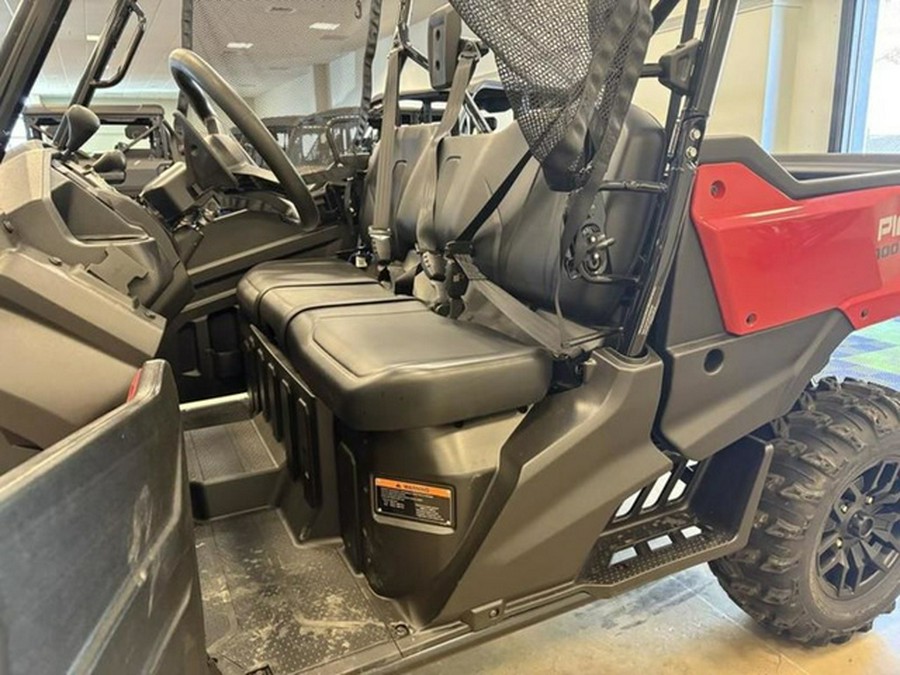 2025 Honda Pioneer 1000 Deluxe