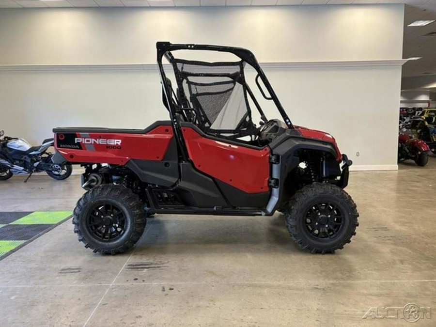 2025 Honda Pioneer 1000 Deluxe