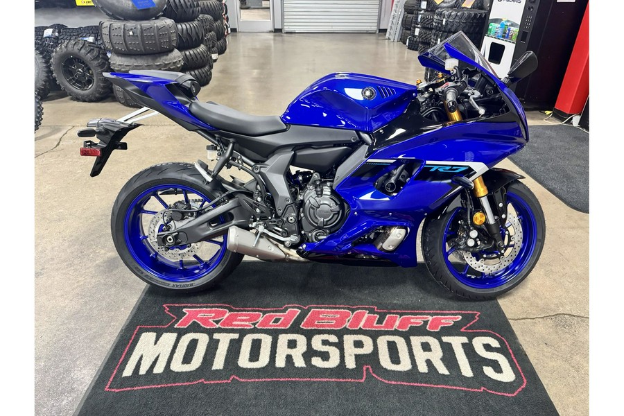 2025 Yamaha YZF R7