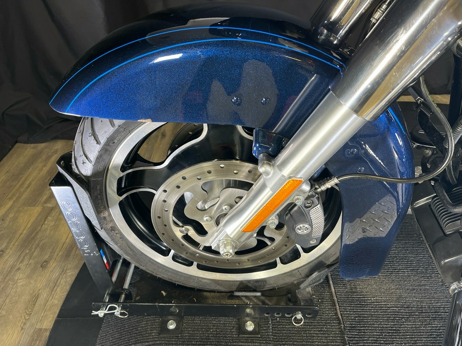 2013 Harley-Davidson Road Glide® Custom