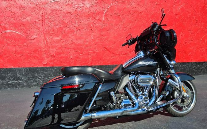 2017 Harley-Davidson Street Glide® Special
