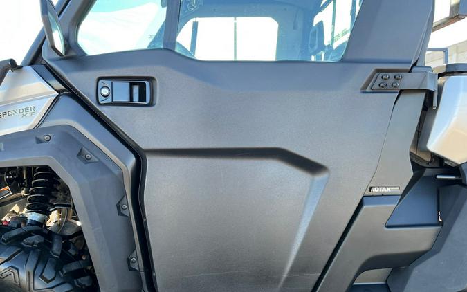 2019 Can-Am Defender XT CAB HD10