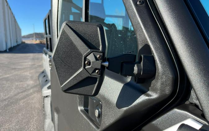 2019 Can-Am Defender XT CAB HD10