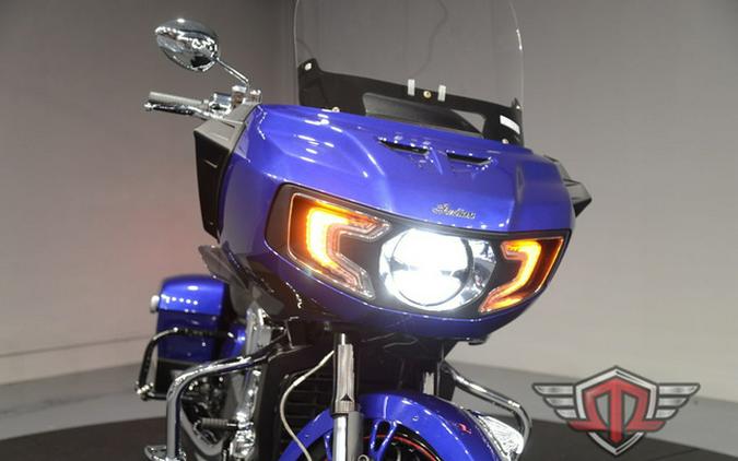 2023 Indian Challenger Limited Spirit Blue Metallic / Black M