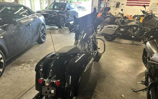 2024 Indian Motorcycle® Chieftain® Black Metallic