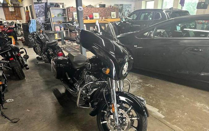 2024 Indian Motorcycle® Chieftain® Black Metallic