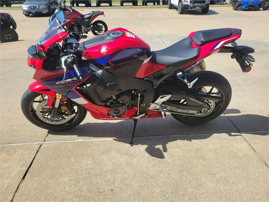 2024 Honda CBR10RAR RE 2024