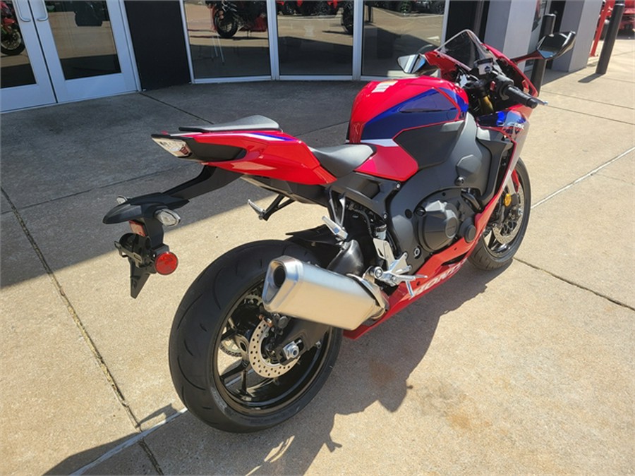 2024 Honda CBR10RAR RE 2024