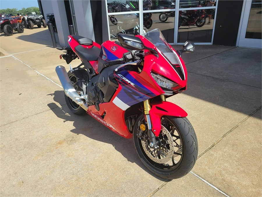 2024 Honda CBR10RAR RE 2024