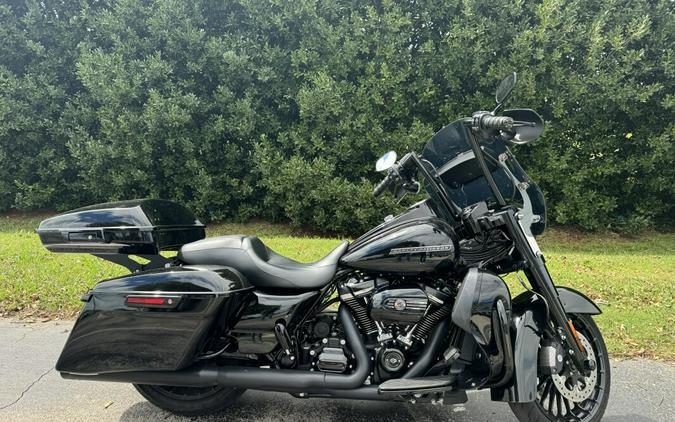 FLHRXS 2018 Road King Special