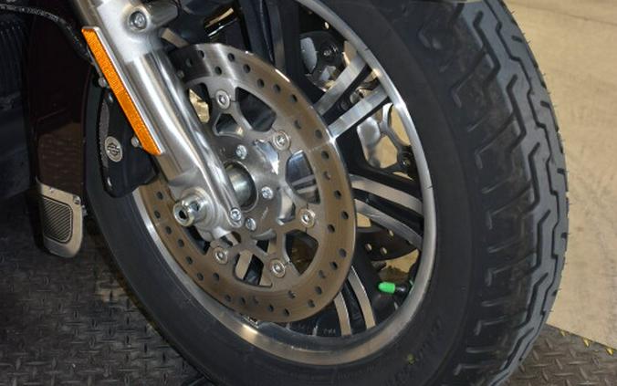 2022 Harley-Davidson Tri Glide Ultra FLHTCUTG