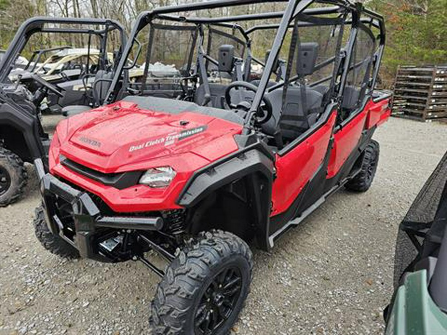 2024 Honda Pioneer 1000-6 Deluxe Crew