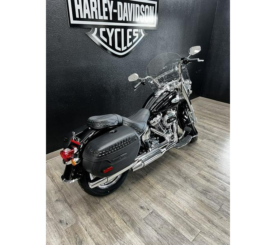 2024 Harley-Davidson® FLHCS - Heritage Classic