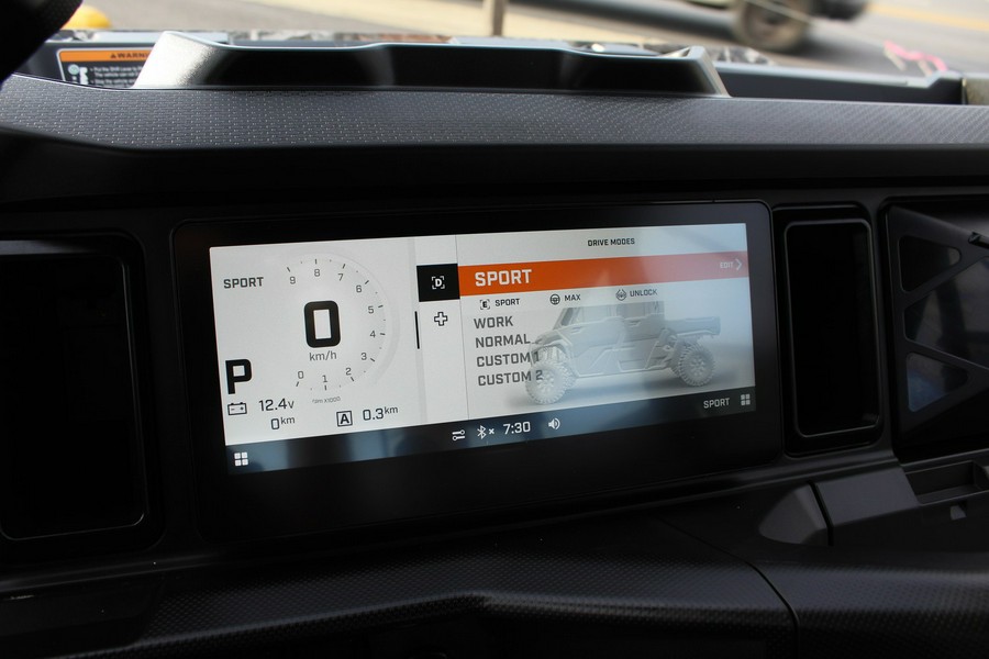 2026 Can-Am Defender MAX XT HD11