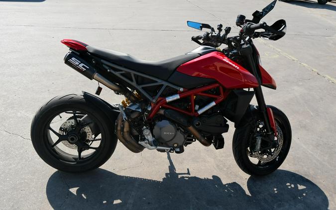 2021 DUCATI HYPERMOTARD 950