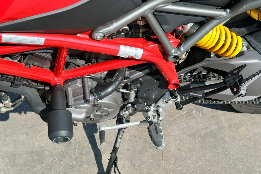 2021 DUCATI HYPERMOTARD 950