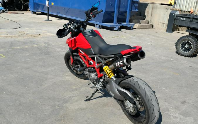 2021 DUCATI HYPERMOTARD 950