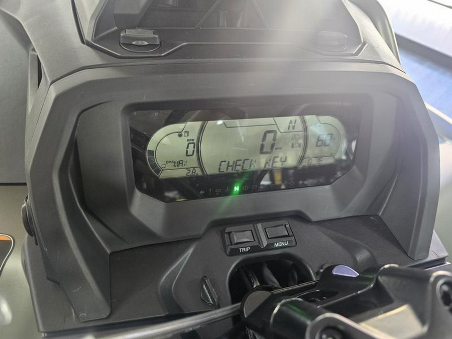 2026 Can-Am® Outlander X mr 1000R Loft Green Satin