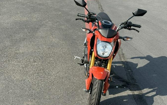 2025 Kawasaki Z125 PRO Cypher Camo Beige