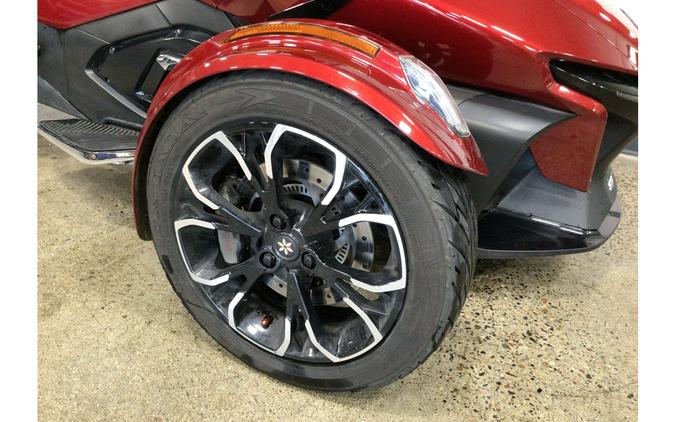 2021 RT Limited (SE6) - Can-Am