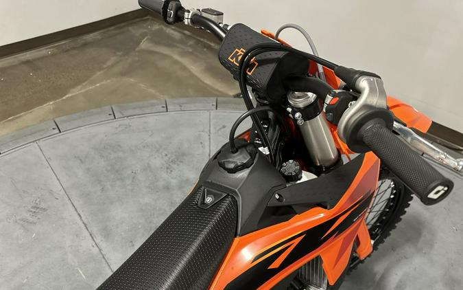 2025 KTM SX 450 F