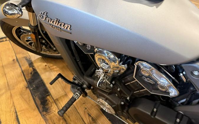 2016 Indian Motorcycle® Scout® Silver Smoke