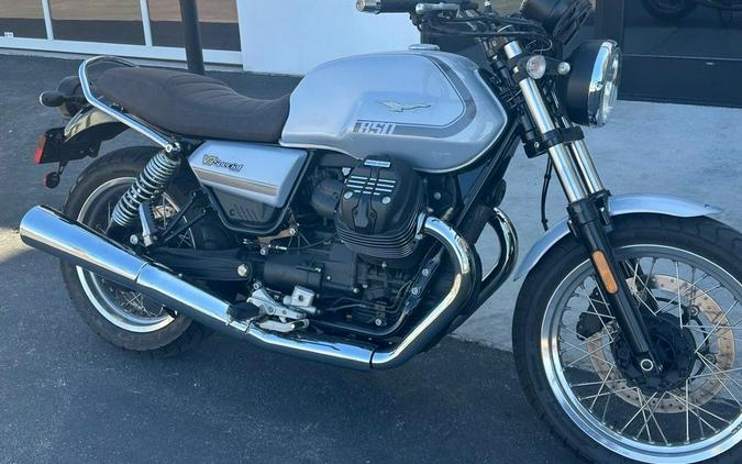 2022 Moto Guzzi V7 Stone E5 - Performance, Price, and Photos