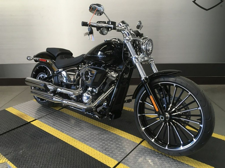 2026 Harley-Davidson® FXBR - Breakout®