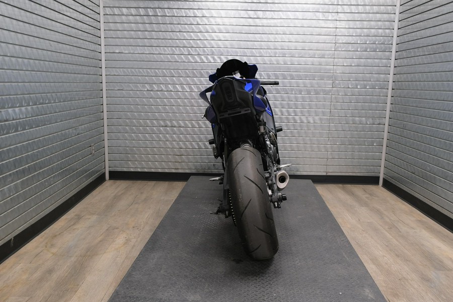 2022 YAMAHA YZF-R7