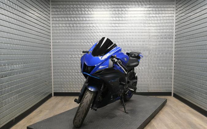 2022 YAMAHA YZF-R7