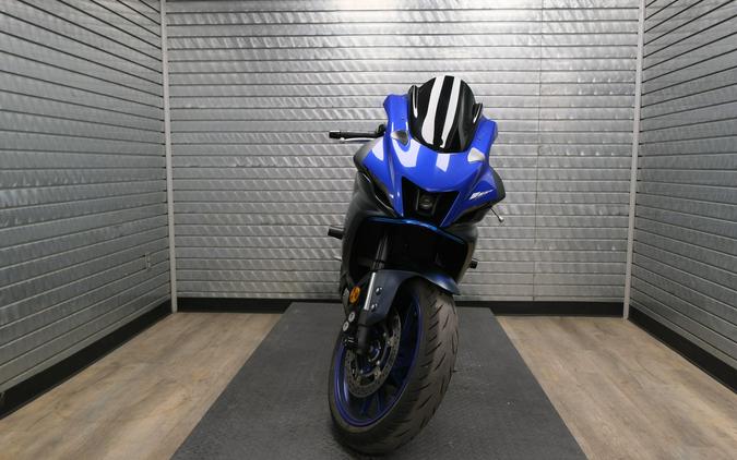 2022 YAMAHA YZF-R7